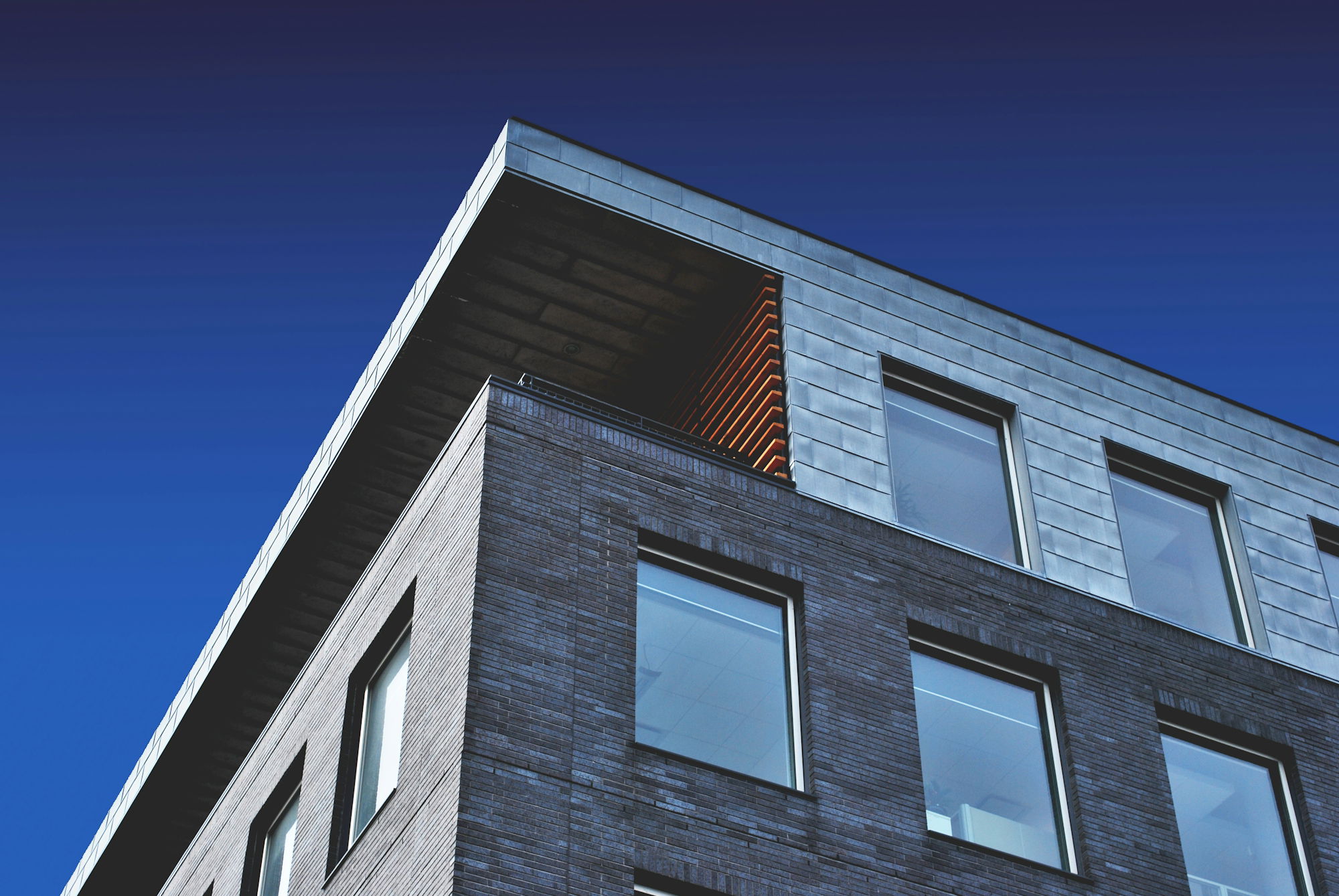 windowpanes-at-the-building.jpg windowpanes at the building